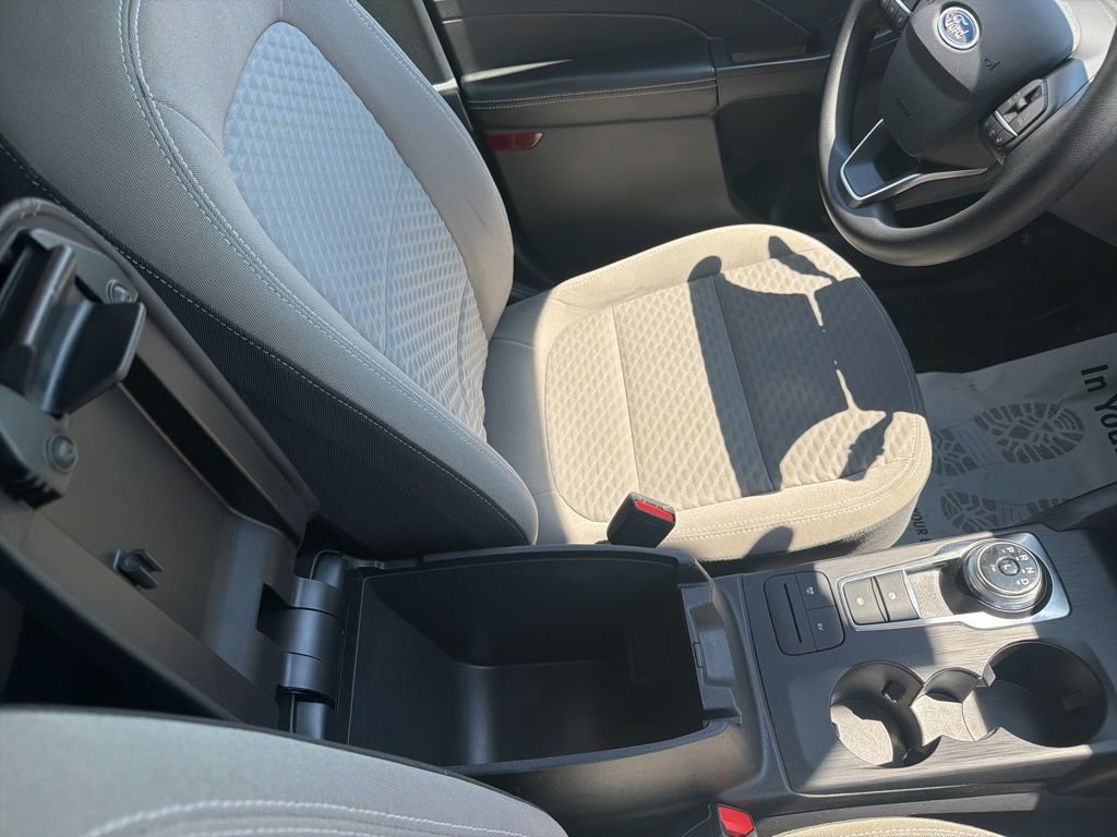 Certified 2021 Ford Escape SE FWD image 43