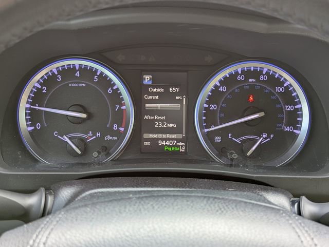 Used 2018 Toyota Highlander Limited Platinum FWD image 27