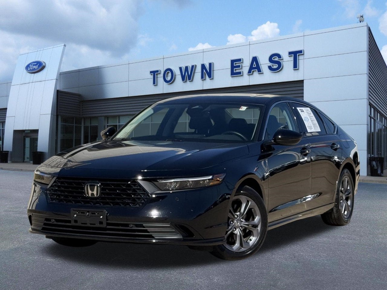 Used 2025 Honda Accord EX-L image 1