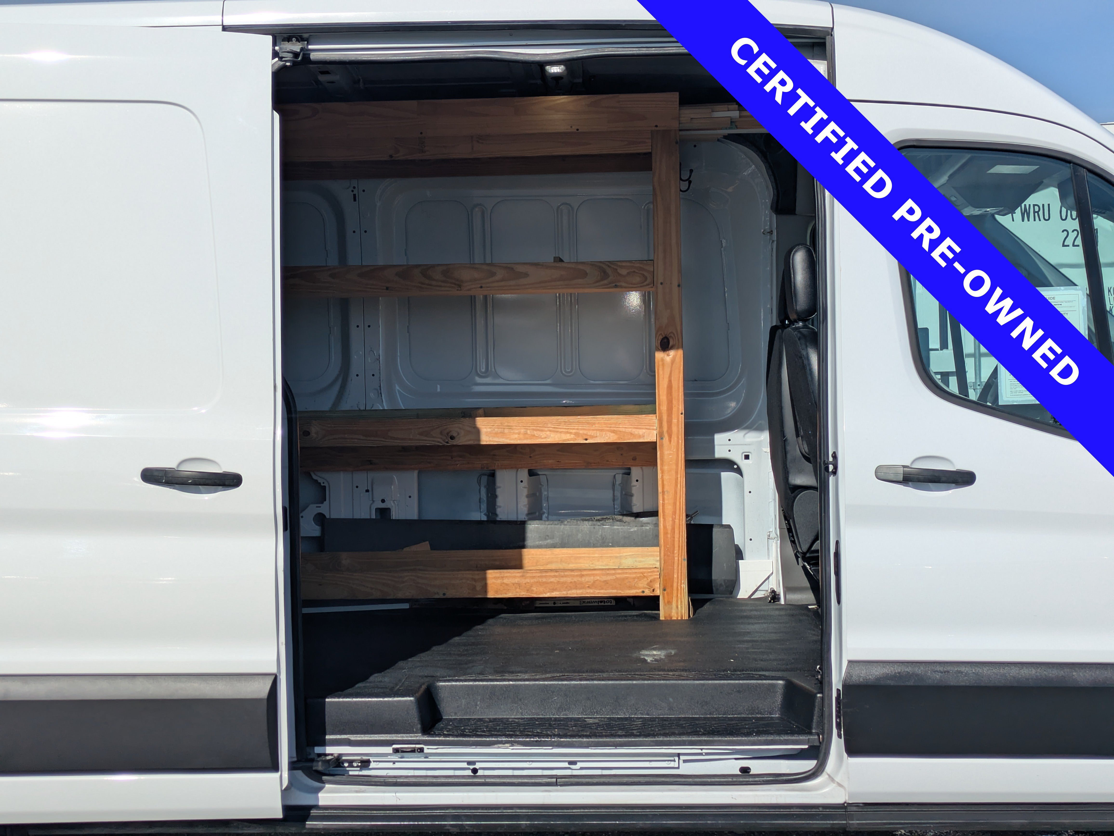 Certified 2023 Ford Transit 250 Medium Roof RWD image 14