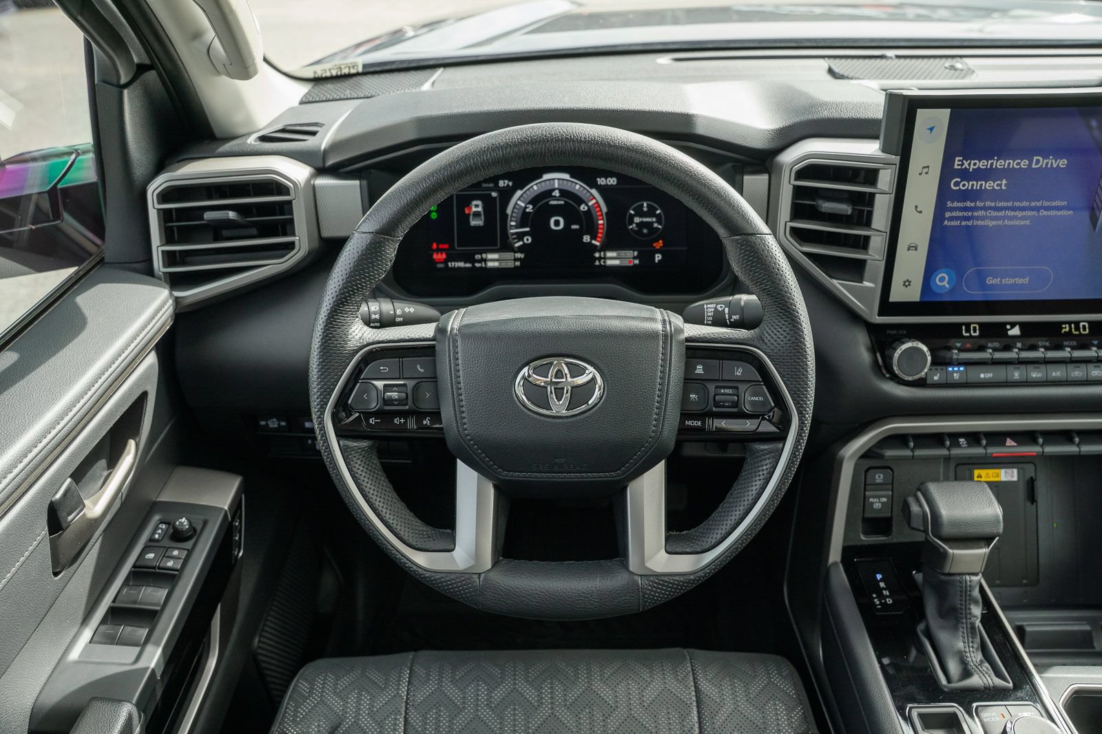 Used 2024 Toyota Tundra Limited w/ Power Package AWD/4WD image 31