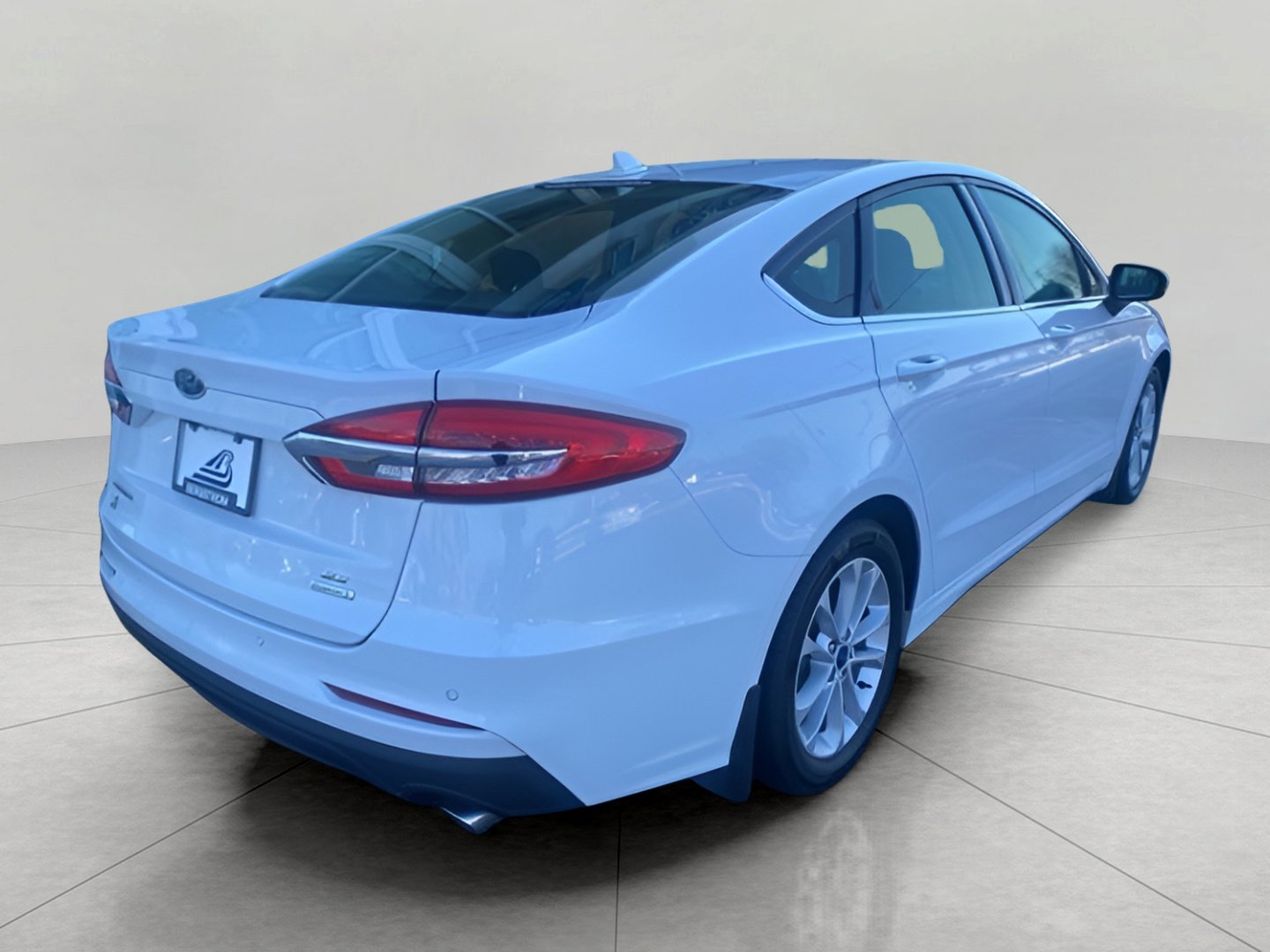 Certified 2020 Ford Fusion SE image 6
