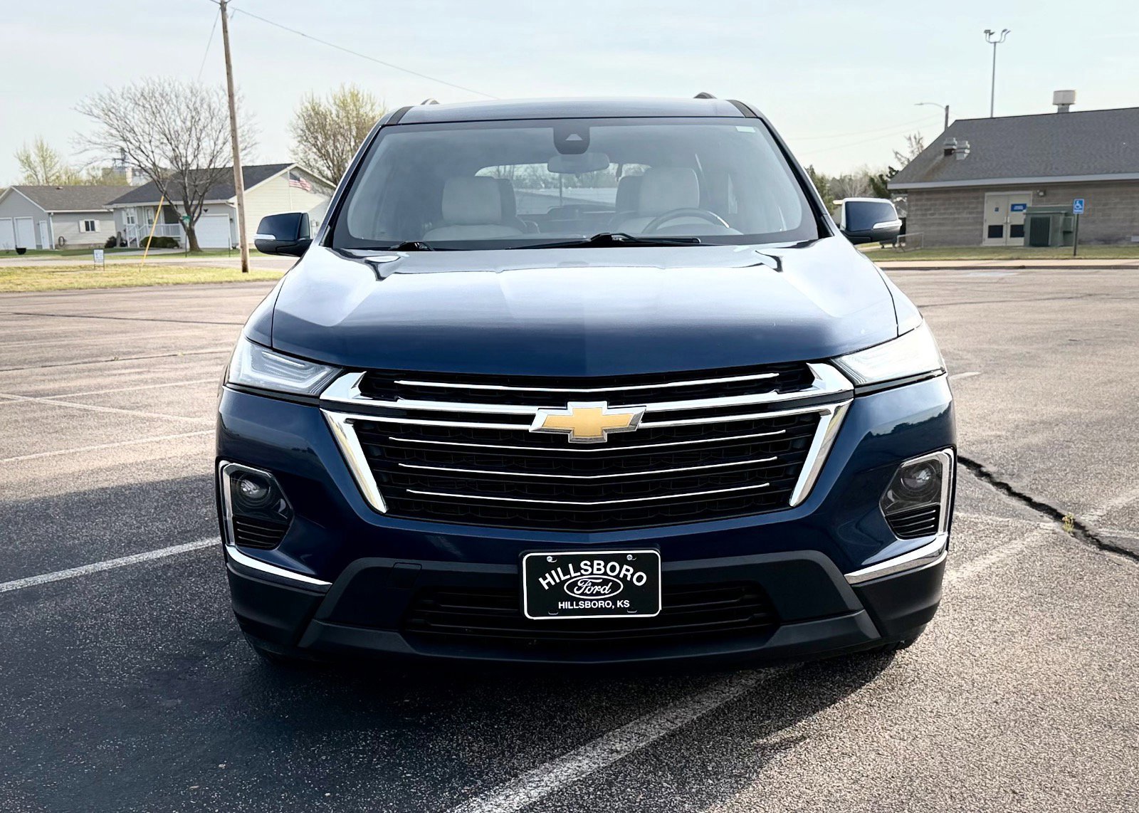 Used 2023 Chevrolet Traverse LT image 8