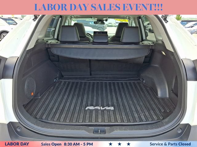 Used 2023 Toyota RAV4 XLE Premium AWD/4WD image 30