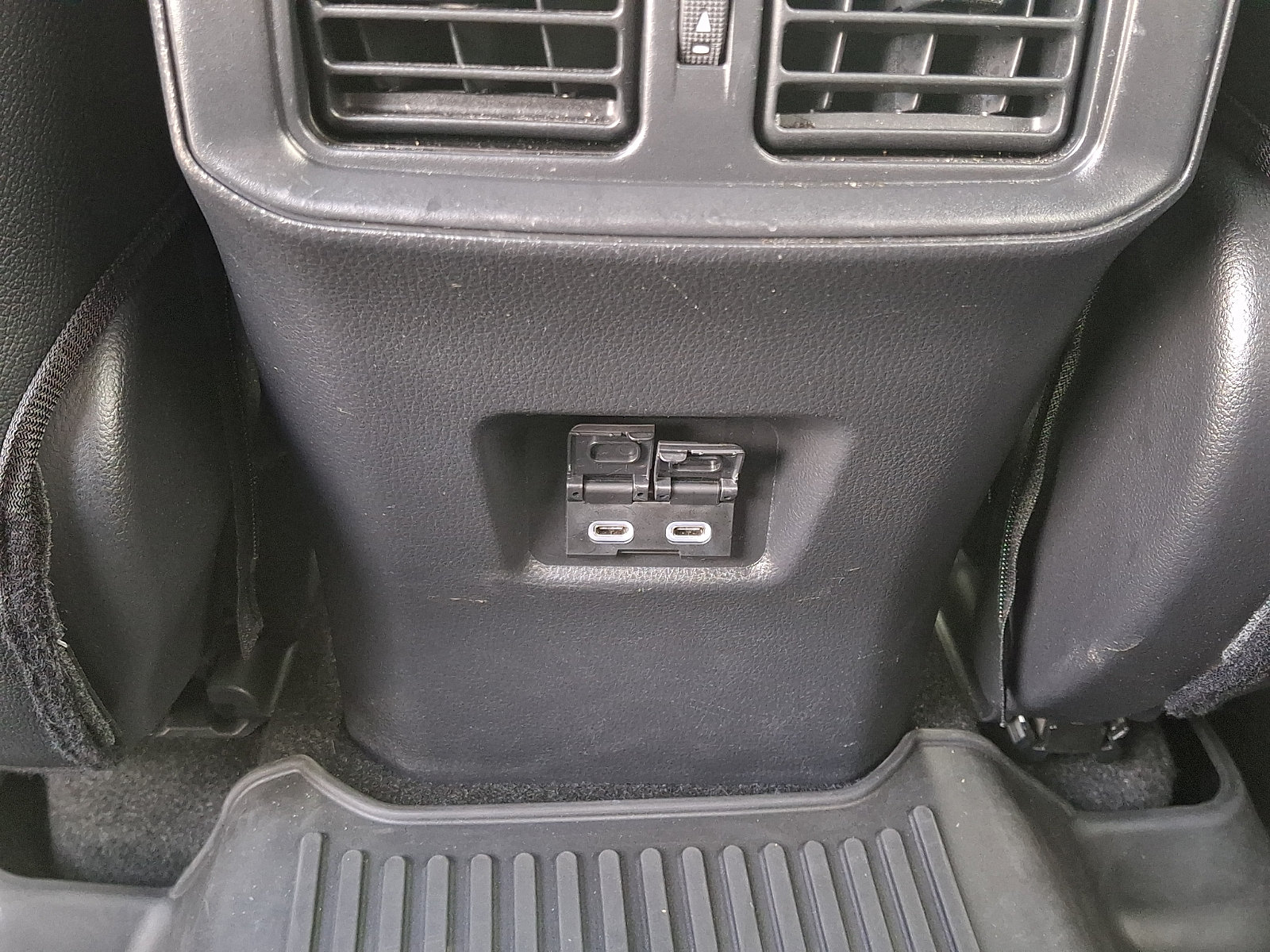 Used 2023 Toyota RAV4 SE w/ Convenience Package AWD/4WD image 14
