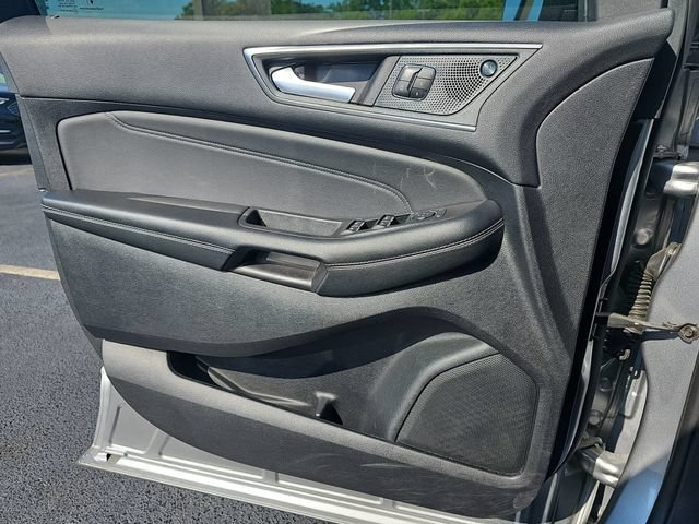 Certified 2024 Ford Edge Titanium AWD/4WD image 25