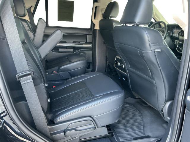 Certified 2024 Ford Expedition XLT RWD image 29