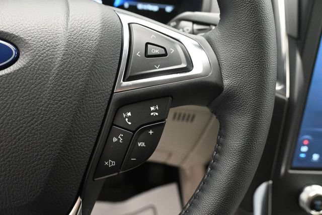 Certified 2024 Ford Edge Titanium AWD/4WD image 14