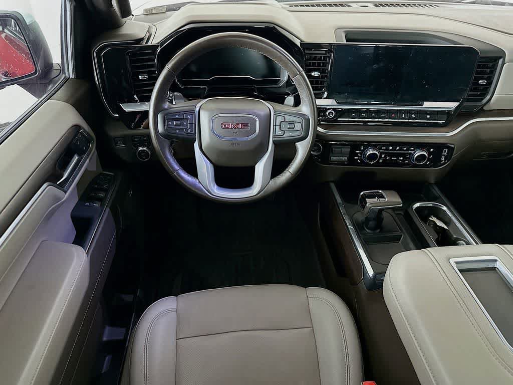 Used 2022 GMC Sierra 1500 SLT w/ SLT Premium Plus Package AWD/4WD image 10