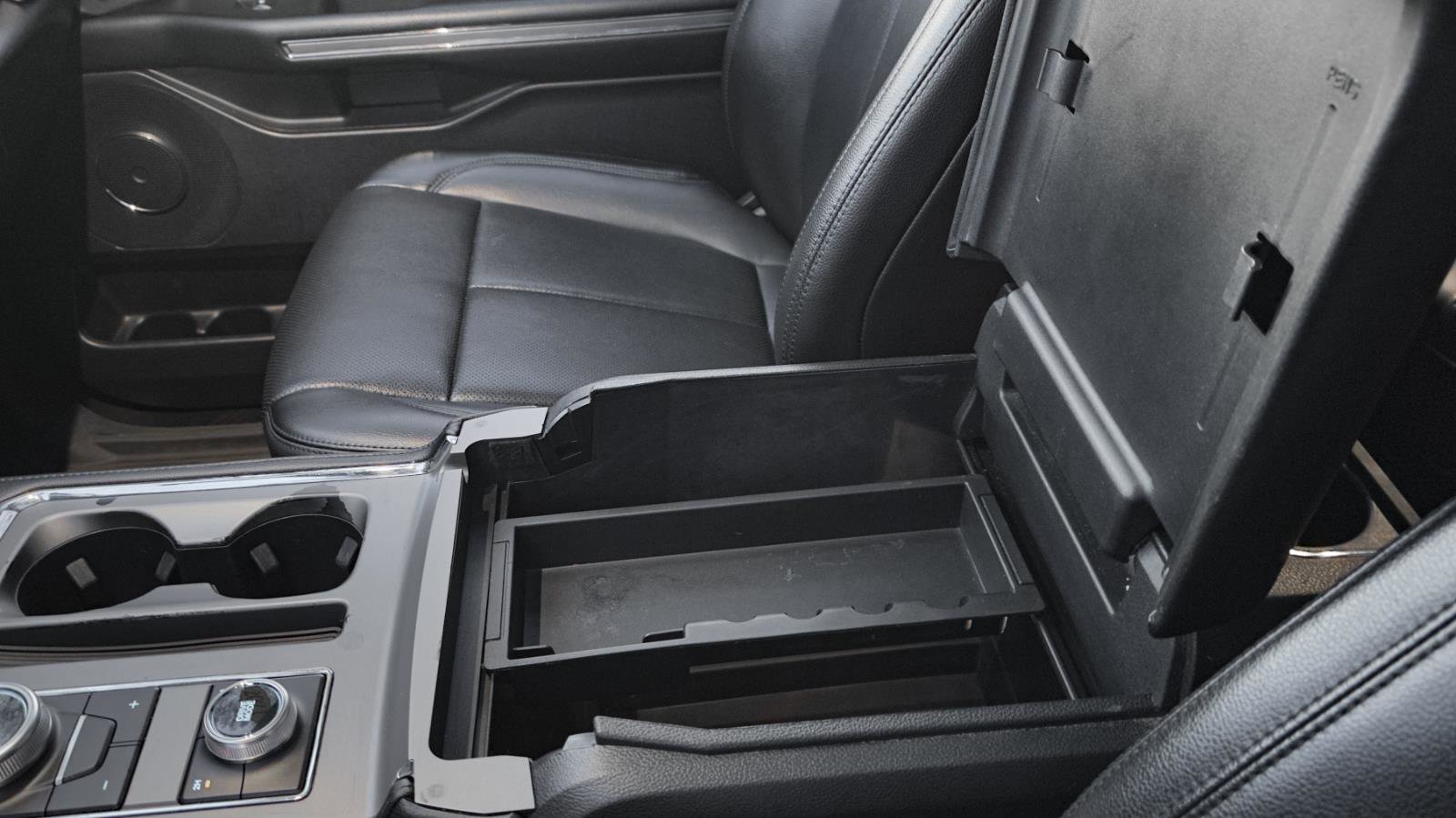 Certified 2021 Ford Expedition XLT image 29