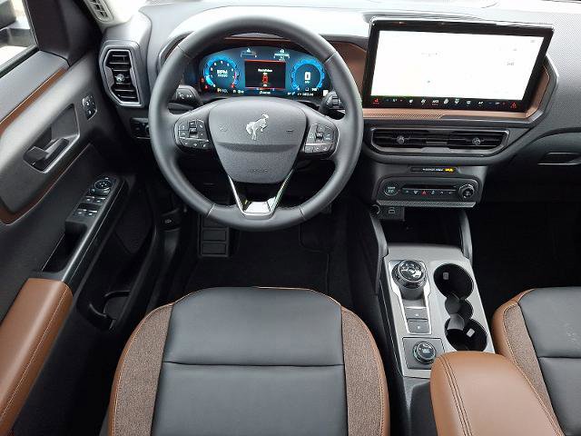 Certified 2025 Ford Bronco Sport Outer Banks w/ Outer Banks Tech Package+ image 11