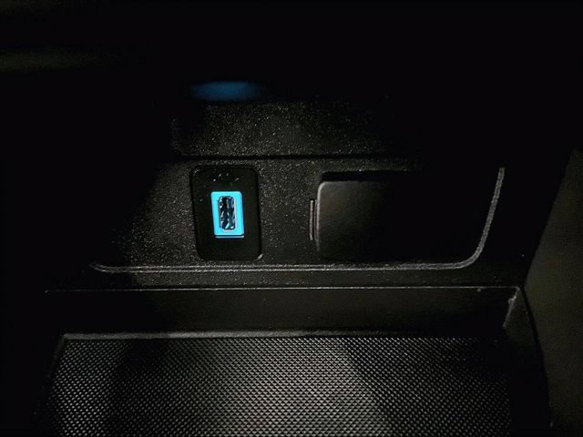 Certified 2019 Ford Escape Titanium AWD/4WD image 31
