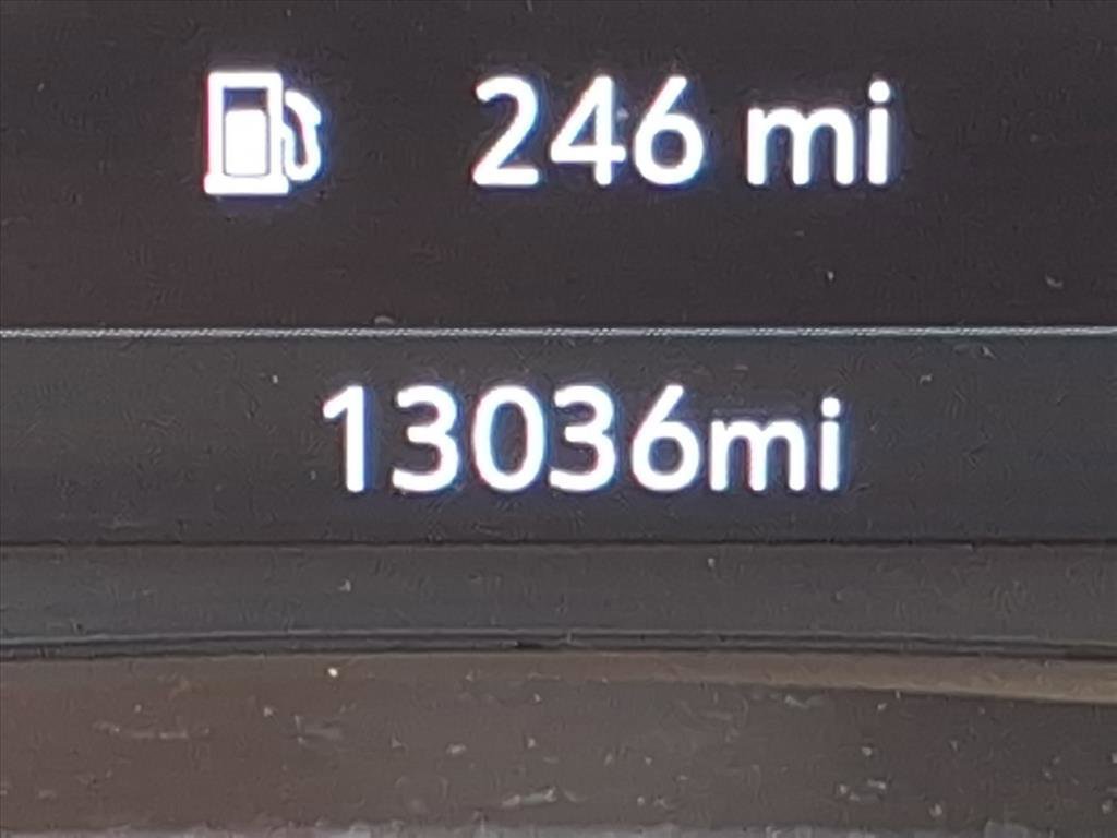 Used 2024 Chevrolet Equinox Premier image 29