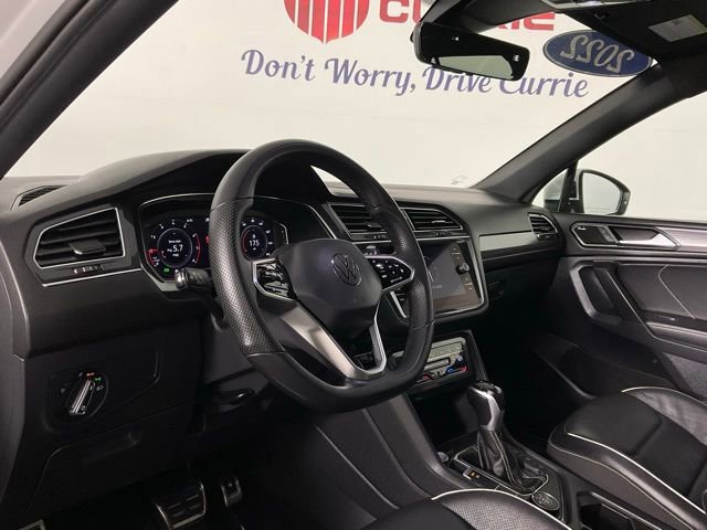 Used 2022 Volkswagen Tiguan SEL R-Line image 13