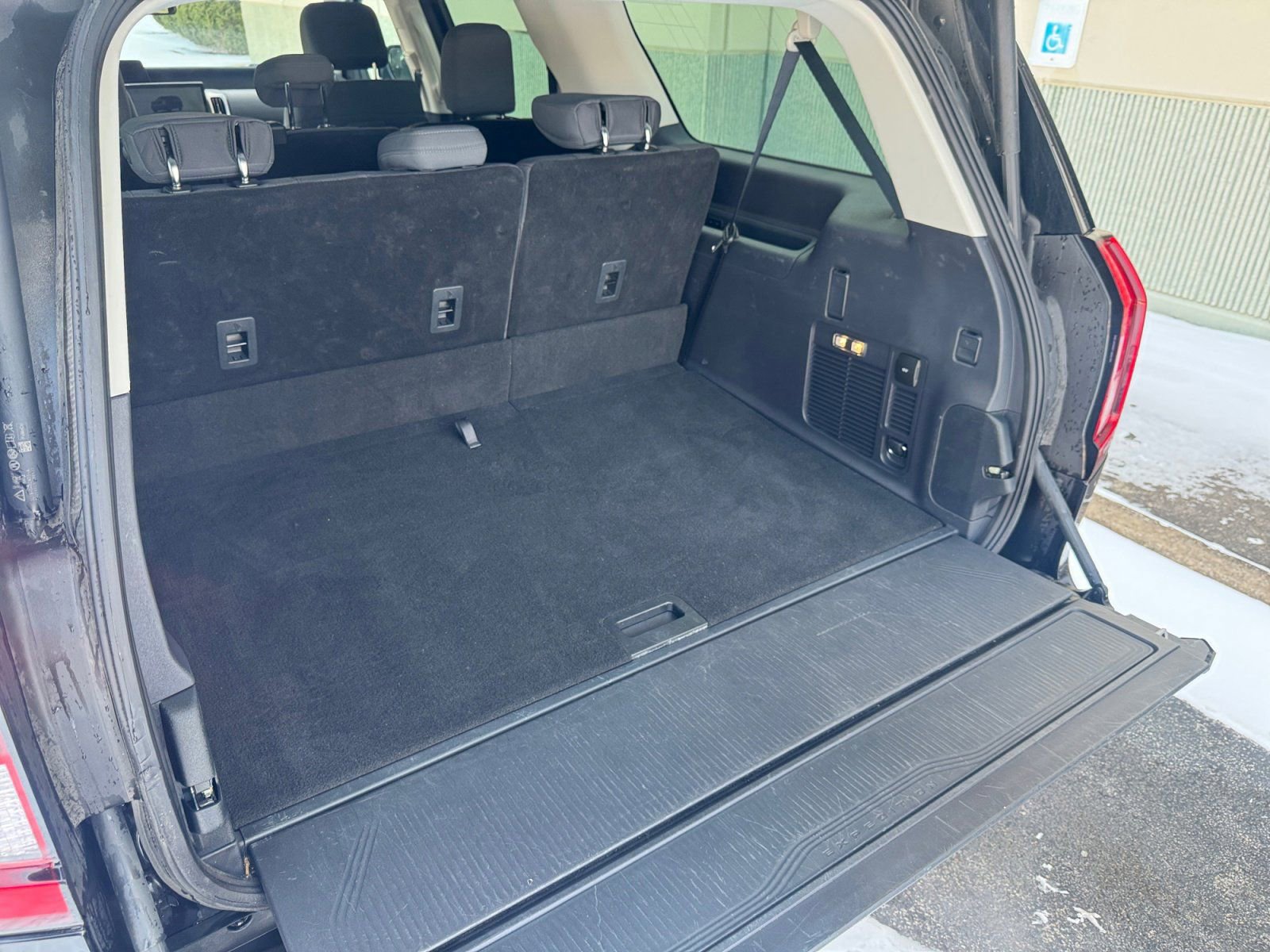 Certified 2025 Ford Expedition Max Active image 17