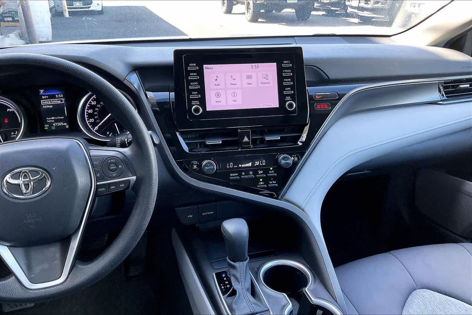 Used 2021 Toyota Camry LE FWD image 15