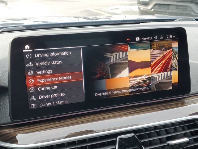 Used 2022 BMW 530i xDrive w/ M Sport Package image 26