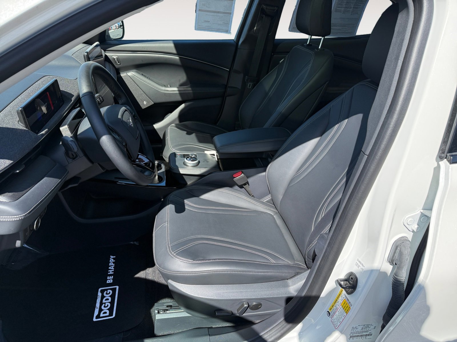 Certified 2024 Ford Mustang Mach-E Premium image 10