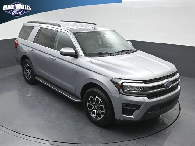 Certified 2023 Ford Expedition XLT RWD image 9
