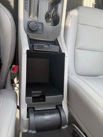 Used 2019 GMC Acadia SLT AWD/4WD image 14