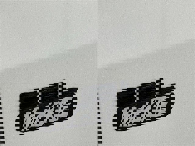 Certified 2022 Ford Escape SEL w/ SEL Stealth AWD Package image 18