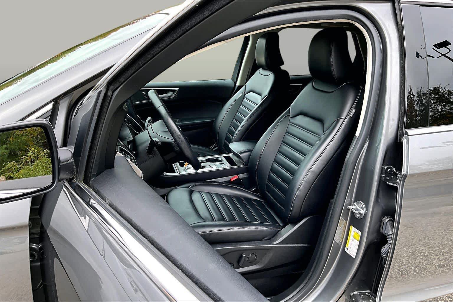 Certified 2023 Ford Edge SEL w/ Convenience Package AWD/4WD image 9