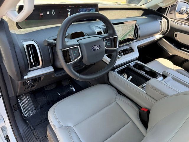Certified 2025 Ford Expedition Max Active AWD/4WD image 9