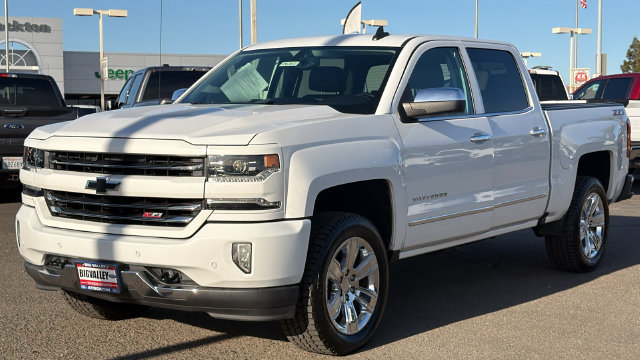 Used 2018 Chevrolet Silverado 1500 LTZ Z71 w/ LTZ Plus Package AWD/4WD image 10