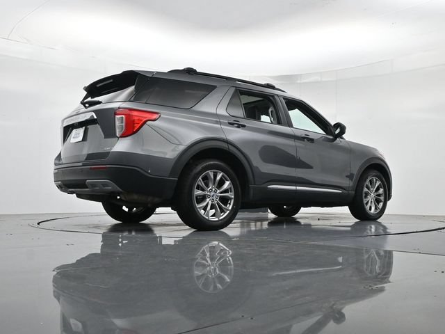 Certified 2023 Ford Explorer XLT w/ Equipment Group 202A AWD/4WD image 41