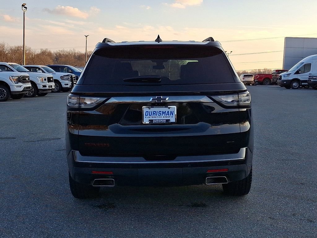 Used 2020 Chevrolet Traverse Premier w/ Redline Edition image 5