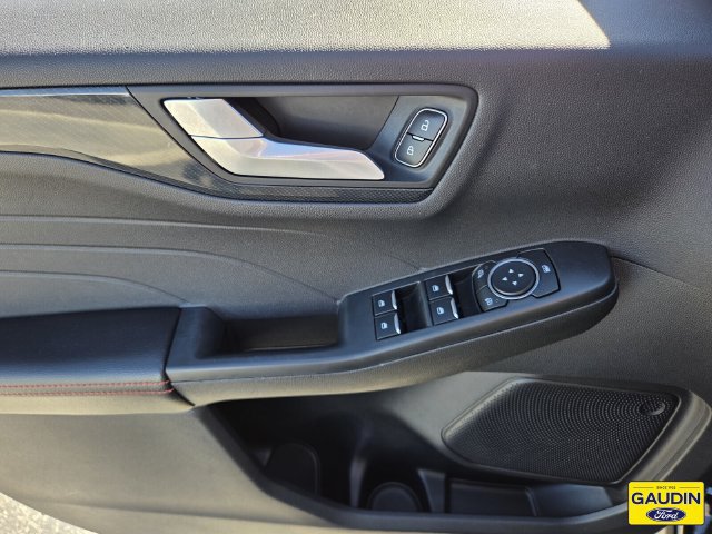 Certified 2025 Ford Escape ST-Line w/ Equipment Group 301A FWD image 18