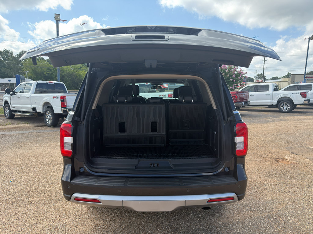 Certified 2022 Ford Expedition XLT RWD image 14