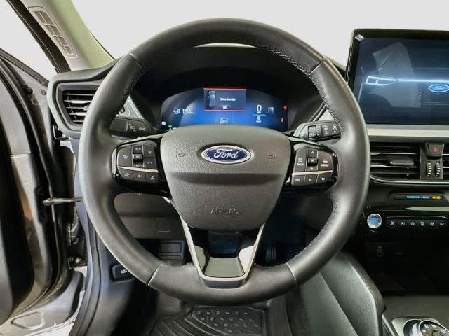 Certified 2024 Ford Escape Platinum AWD/4WD image 16