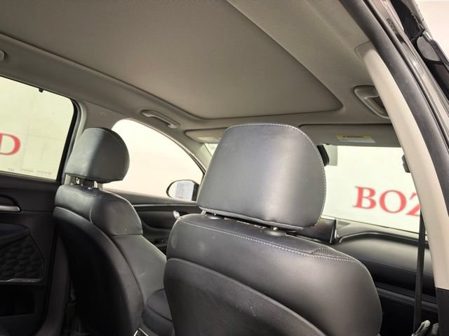 Used 2022 Hyundai Santa Fe SEL w/ Convenience + Premium Package FWD image 19