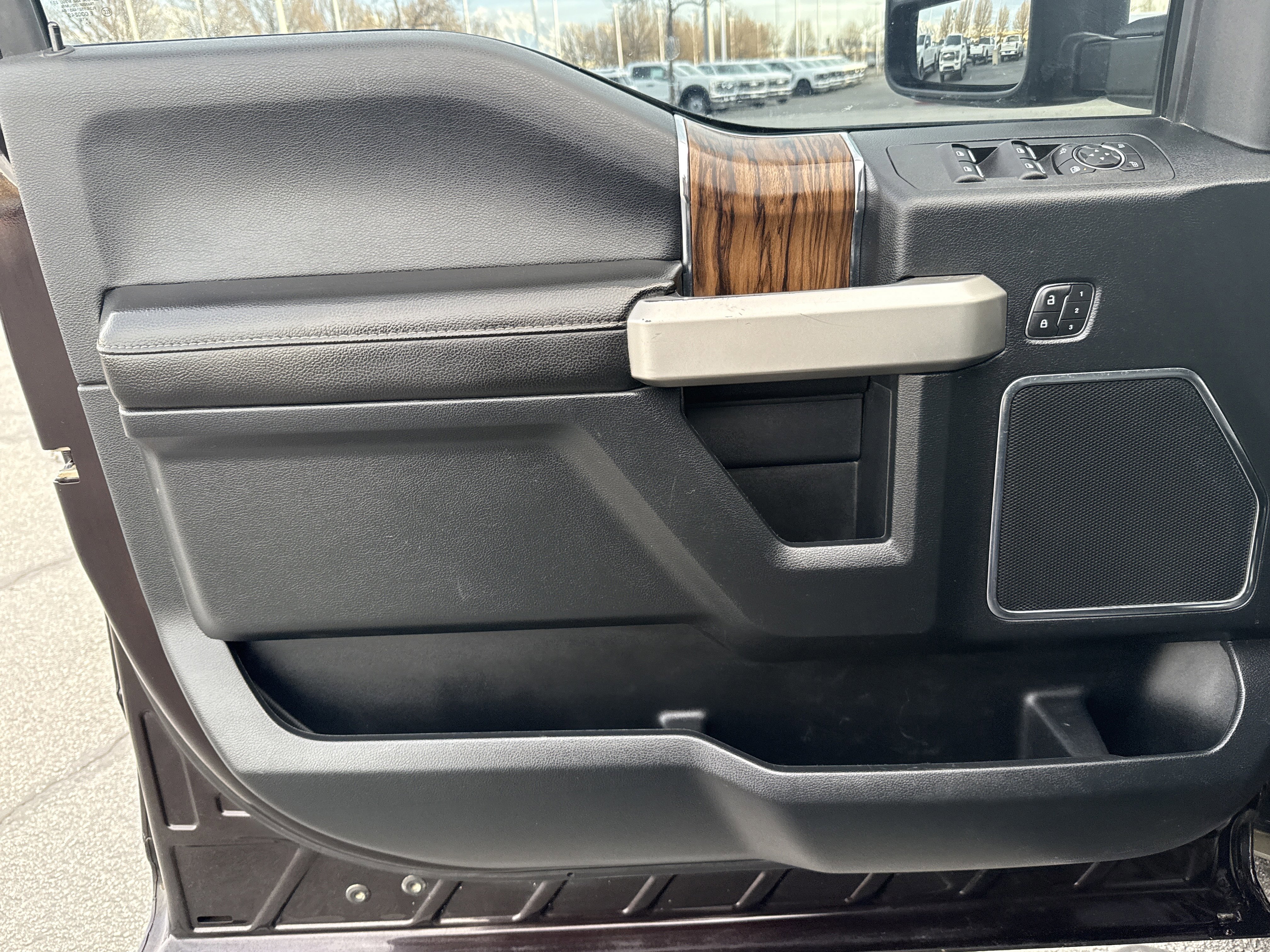 Certified 2019 Ford F150 Lariat w/ Equipment Group 502A Luxury image 16