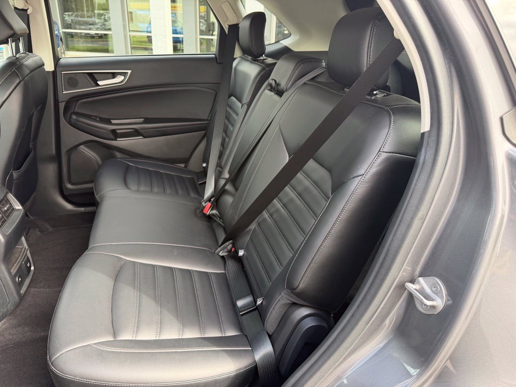 Certified 2024 Ford Edge SEL w/ Convenience Package AWD/4WD image 10