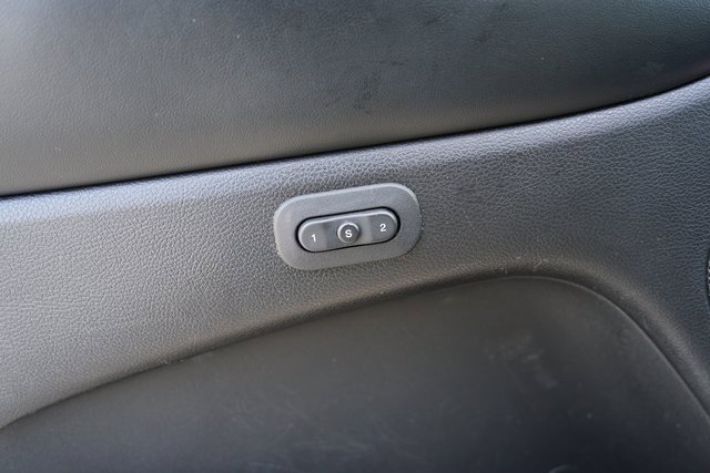 Used 2019 Jeep Grand Cherokee Limited image 13