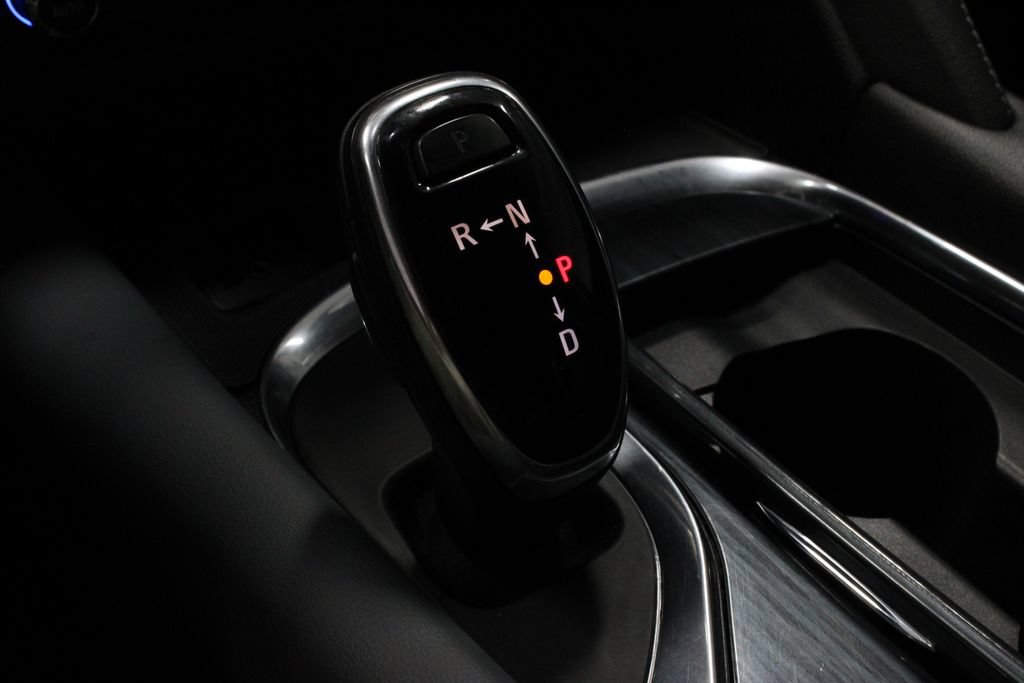 Used 2019 Buick Enclave Essence FWD image 30