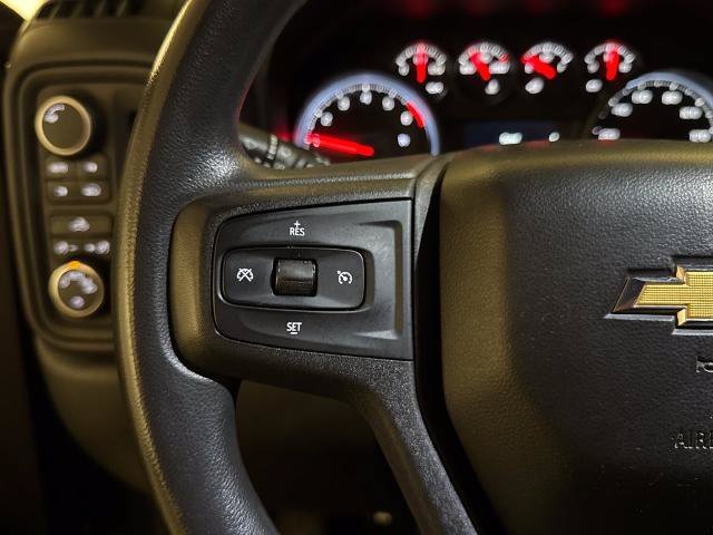 Used 2019 Chevrolet Silverado 1500 Custom w/ Custom Value Package AWD/4WD image 19