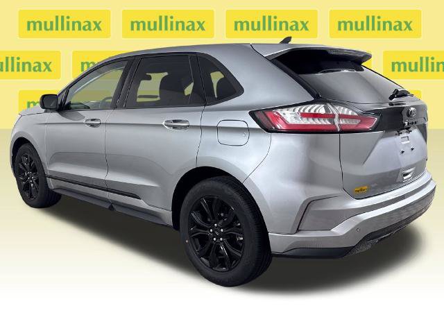 Certified 2024 Ford Edge SE w/ Black Appearance Package AWD/4WD image 11