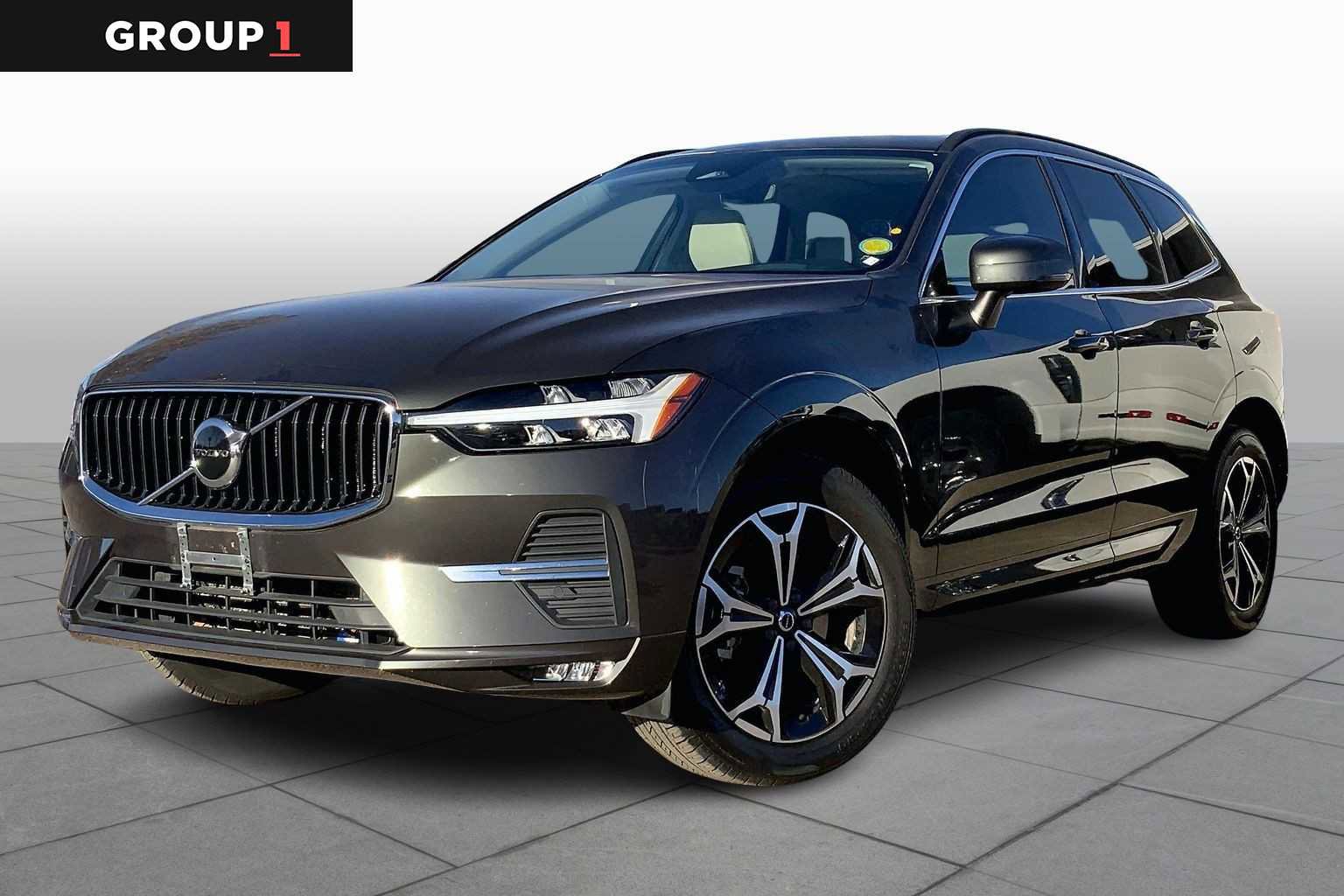 Used 2022 Volvo XC60 B5 Momentum w/ Protection Package Premier