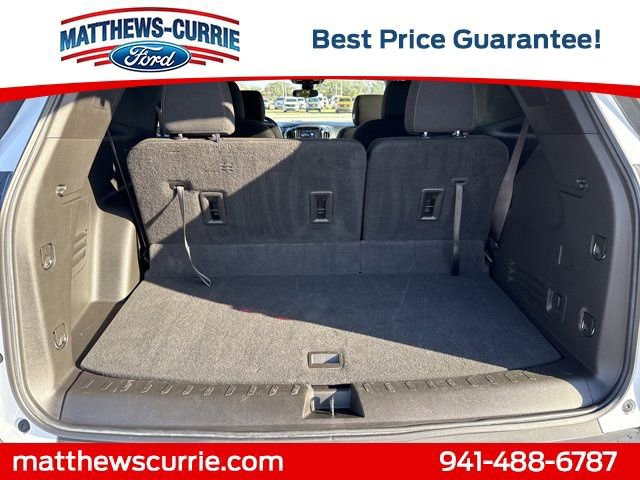 Used 2022 Chevrolet Traverse LT image 14