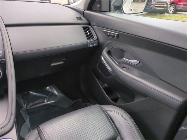 Used 2020 Jaguar E-PACE SE image 17
