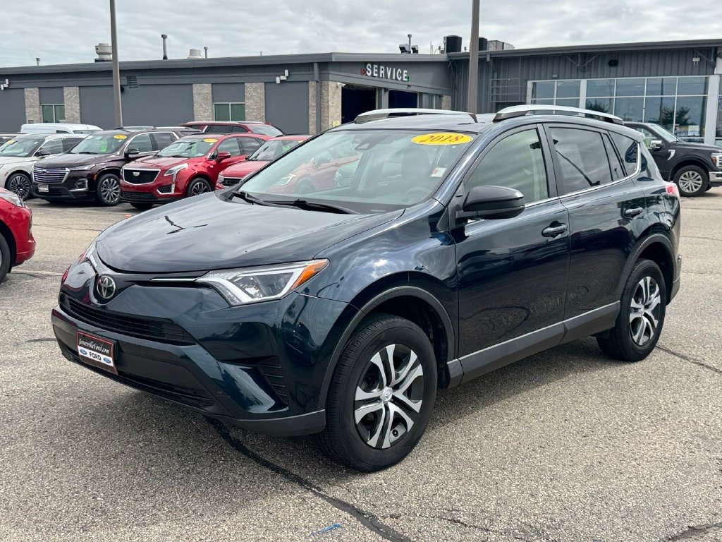 Used 2018 Toyota RAV4 LE w/ All Weather Liner Package FWD image 2