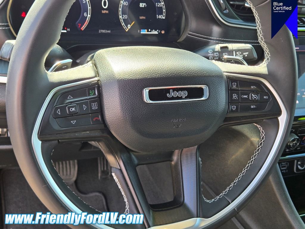 Used 2025 Jeep Grand Cherokee Laredo X AWD/4WD image 19