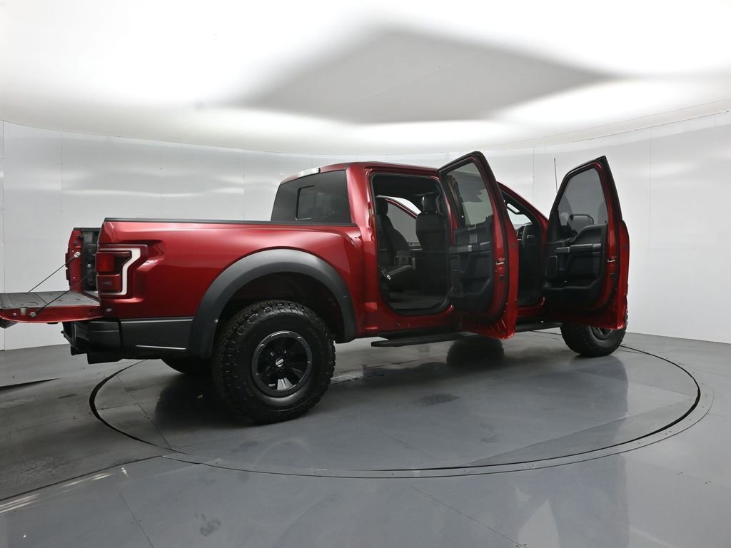 Certified 2017 Ford F150 Raptor w/ Equipment Group 802A Luxury image 34