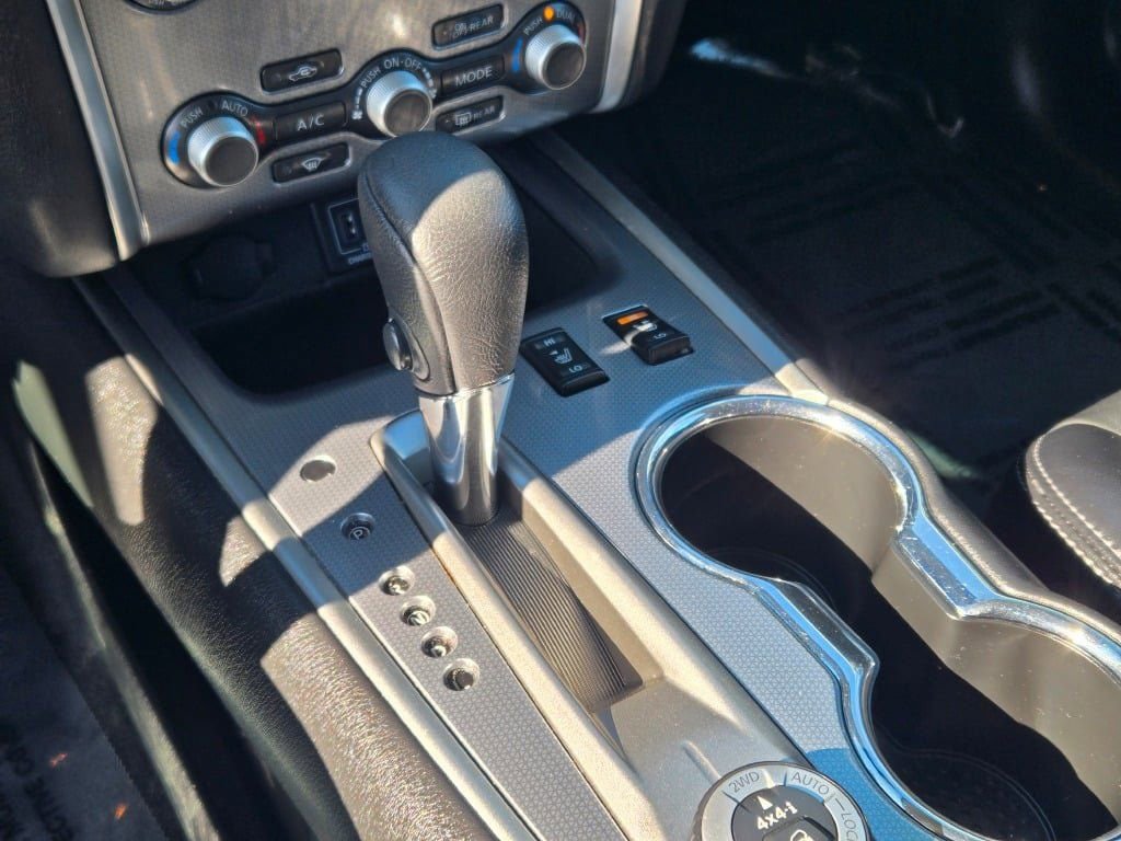 Used 2018 Nissan Pathfinder SL w/ Midnight Edition Package image 33