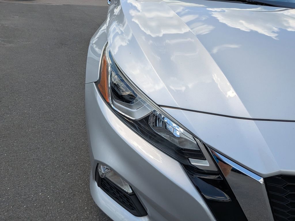 Used 2020 Nissan Altima 2.5 S FWD image 11