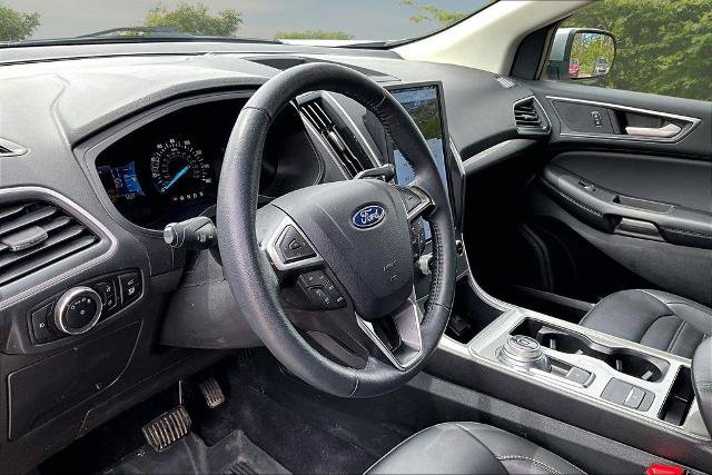 Certified 2024 Ford Edge SEL w/ Convenience Package AWD/4WD image 13