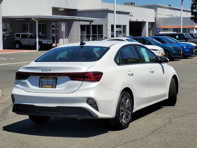 Used 2024 Kia Forte LXS FWD image 4